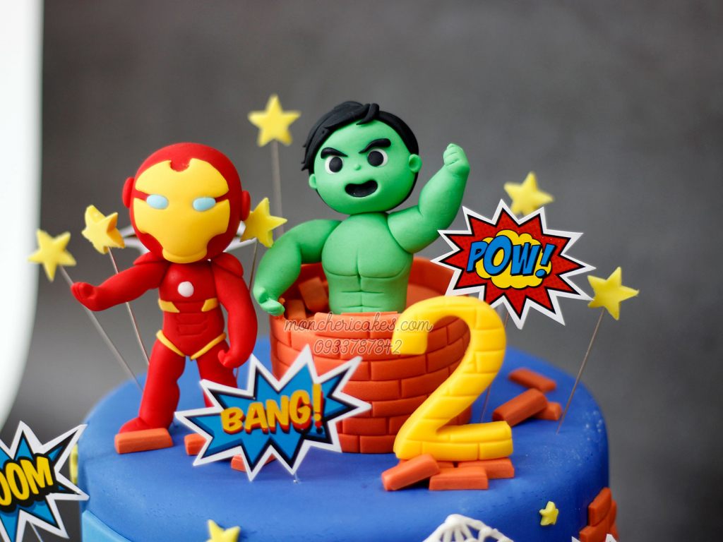 bánh sinh nhật siêu nhân anh hùng