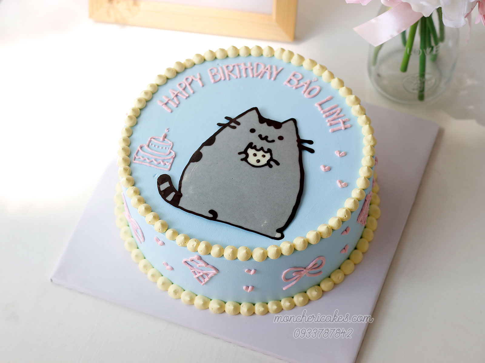 Bánh kem vẽ hình mèo Pusheen - Tiệm Bánh Mon Chéri | Bánh kem dễ thương